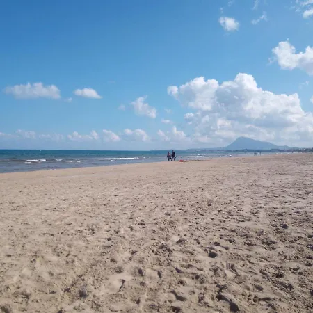 Casa A 20 Metros De La Playa En Vakantiehuis Dénia